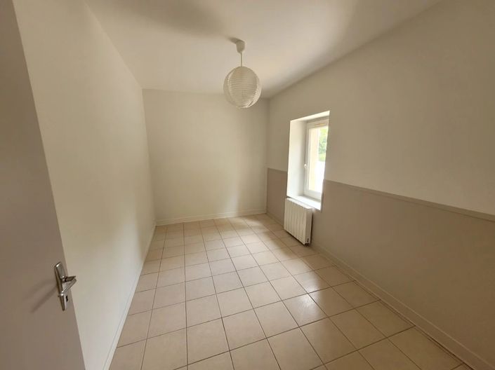 Image No.5-Maison de 2 chambres à vendre à Cazals