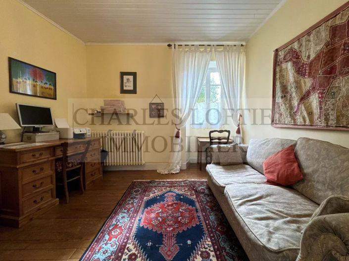 Image No.12-3 Bed House for sale