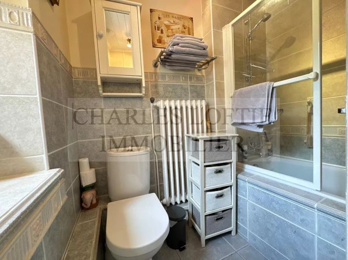 Image No.15-3 Bed House for sale