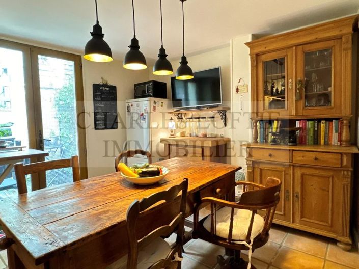 Image No.5-3 Bed House for sale