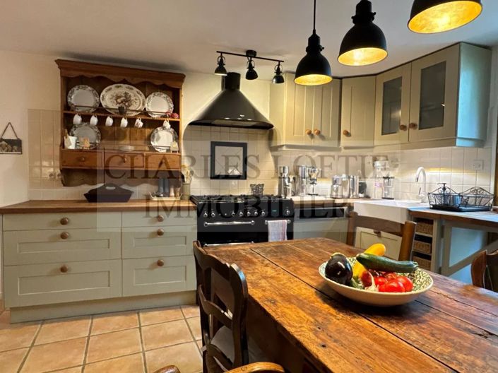 Image No.6-3 Bed House for sale