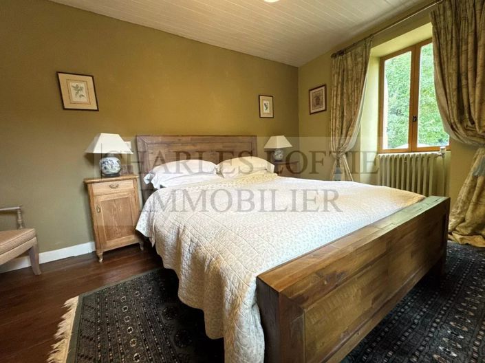 Image No.9-3 Bed House for sale