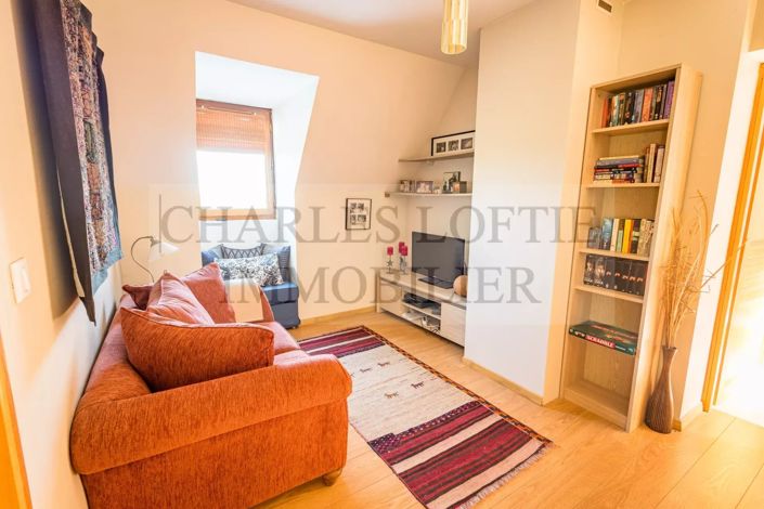 Image No.16-3 Bed House for sale
