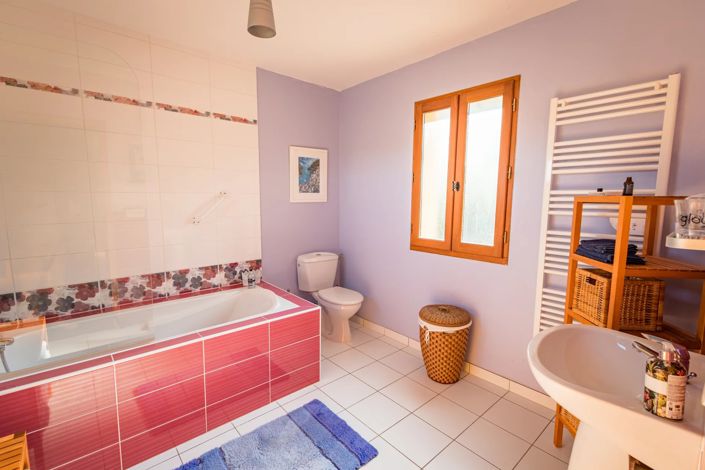 Image No.17-3 Bed House for sale