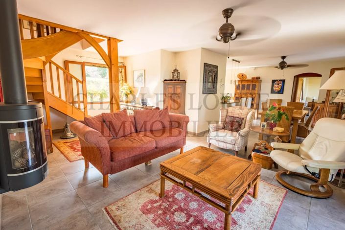 Image No.4-3 Bed House for sale