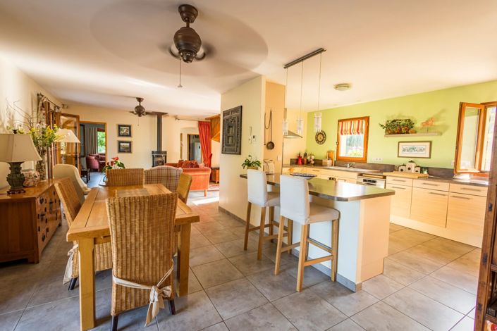 Image No.5-3 Bed House for sale