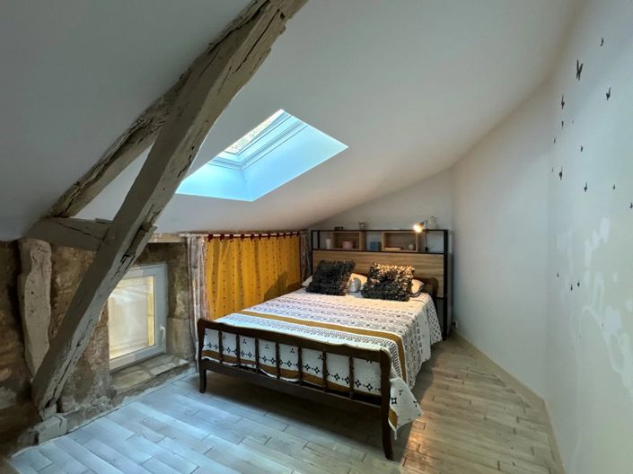 Image No.14-10 Bed House for sale