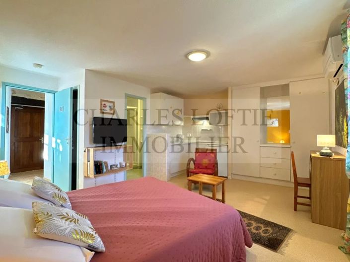 Image No.19-10 Bed House for sale