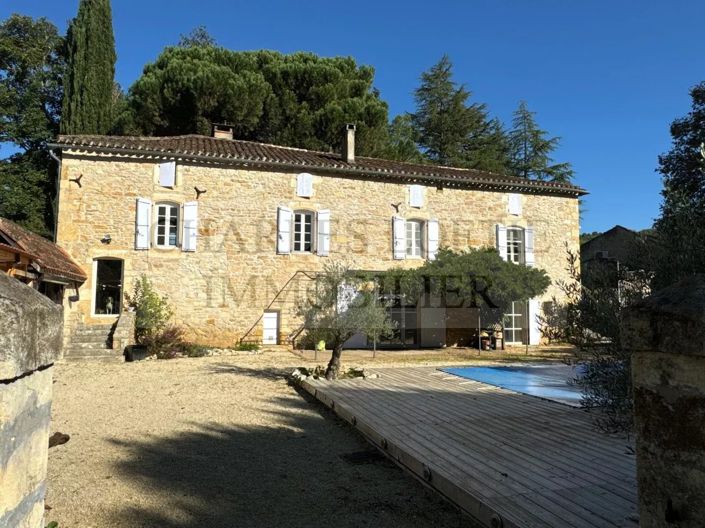 Image No.3-10 Bed House for sale