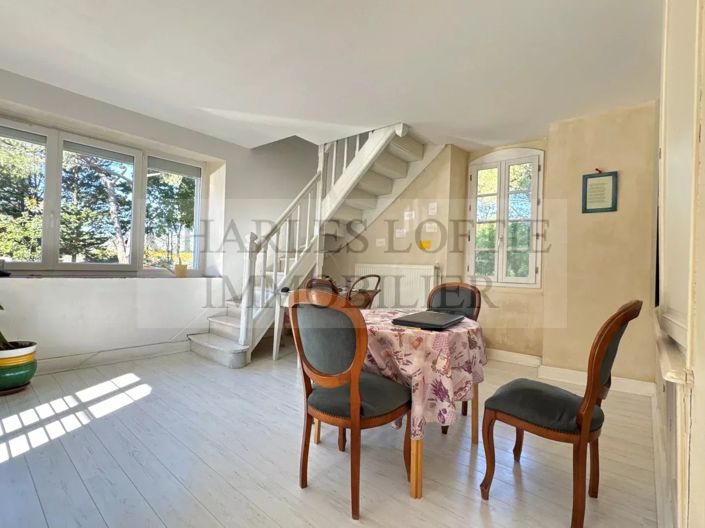 Image No.9-10 Bed House for sale