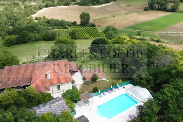 Image No.20-8 Bed House for sale