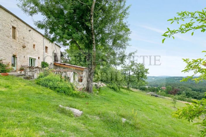 Image No.23-8 Bed House for sale