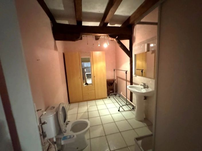 Image No.8-3 Bed House for sale