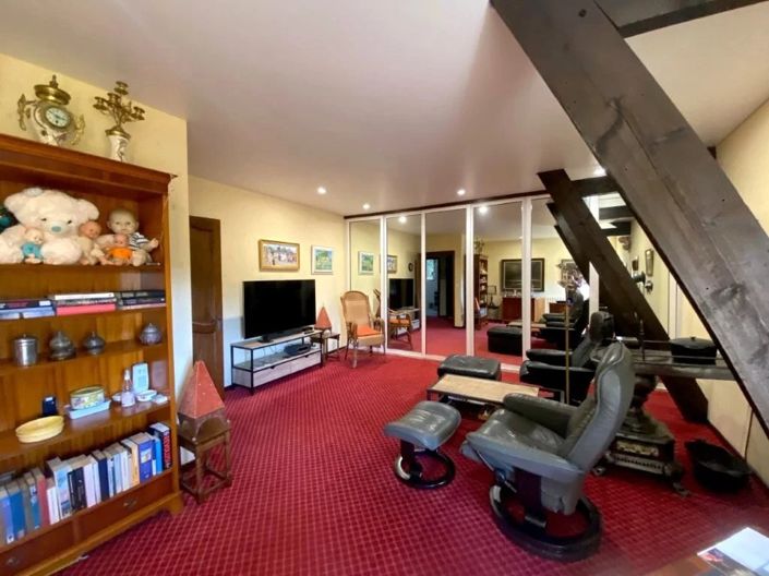 Image No.12-5 Bed House for sale