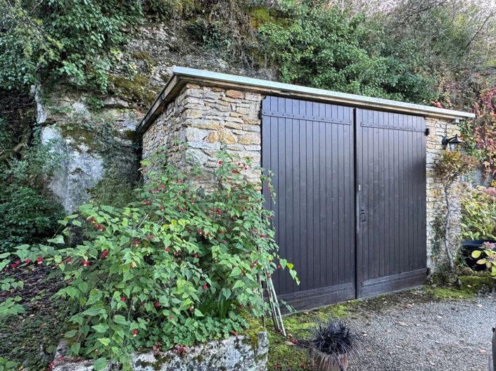 Image No.19-5 Bed House for sale