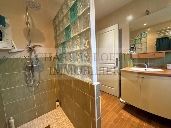 Image No.10-4 Bed House for sale