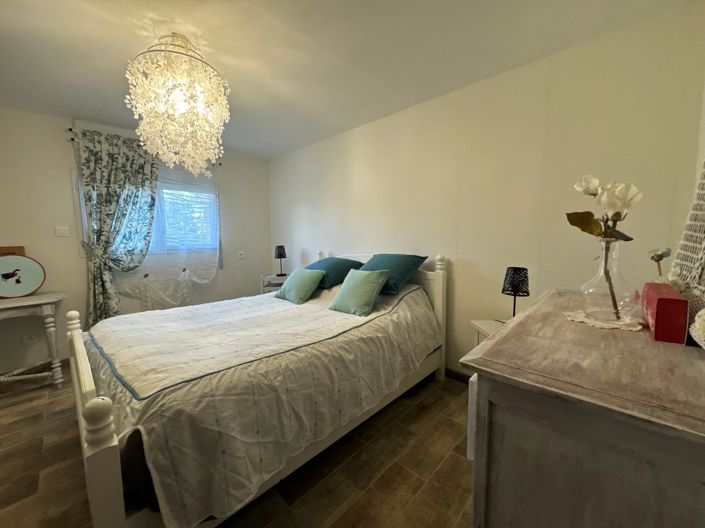 Image No.13-4 Bed House for sale