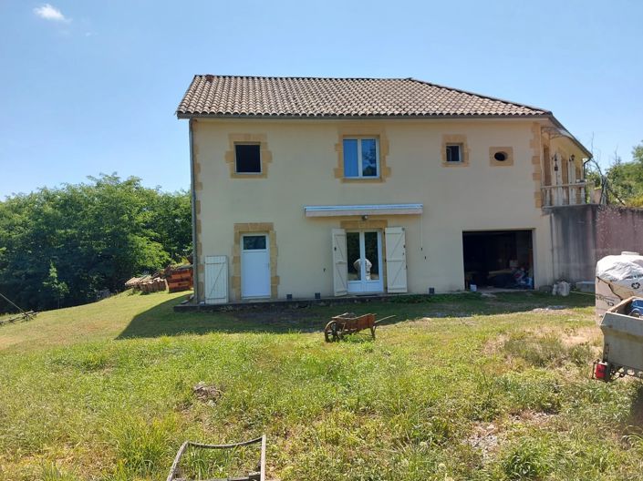 Image No.16-4 Bed House for sale