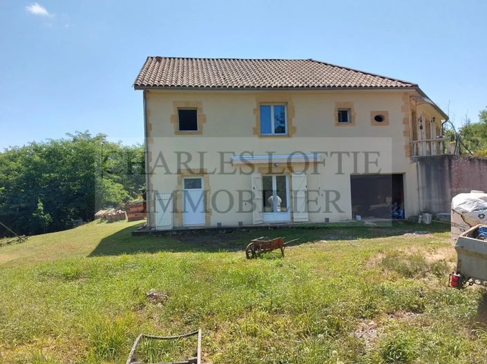 Image No.16-4 Bed House for sale