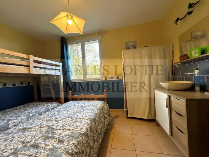 Image No.9-4 Bed House for sale