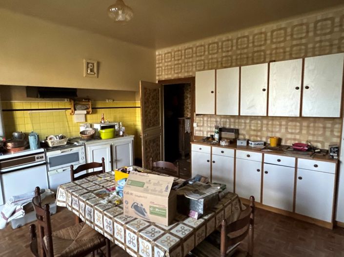 Image No.10-4 Bed House for sale