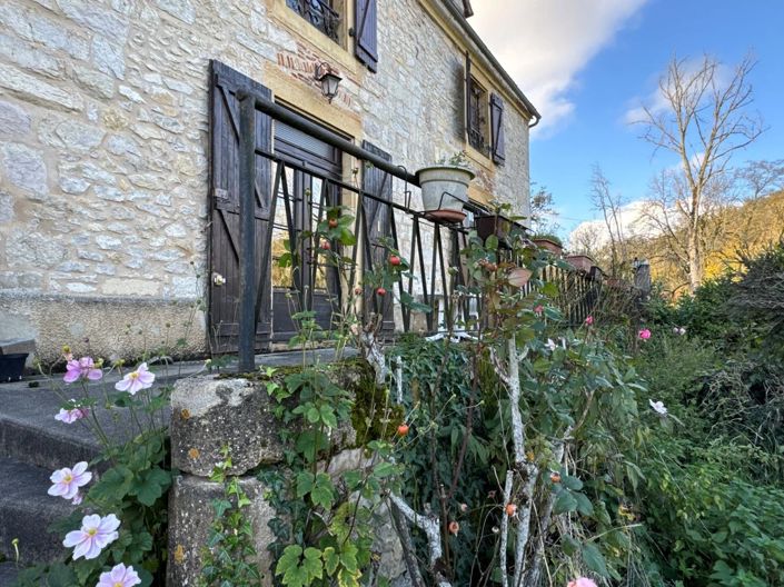 Image No.7-4 Bed House for sale