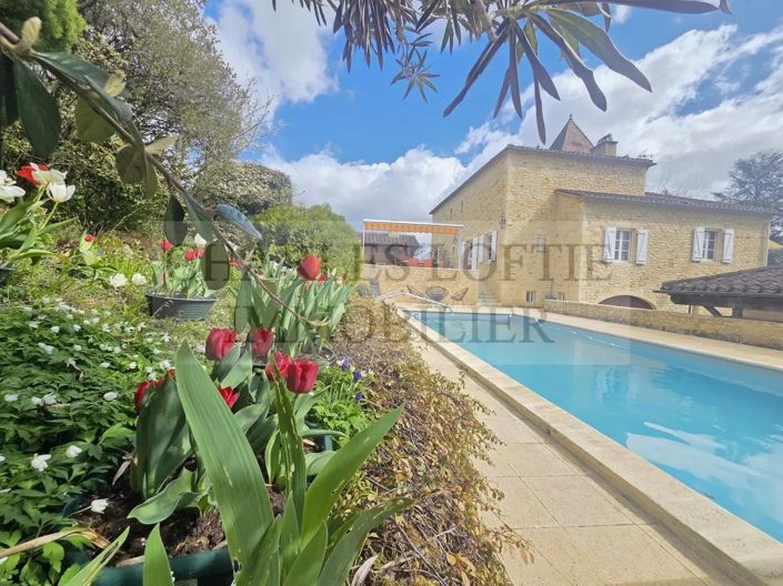 Image No.2-4 Bed House for sale