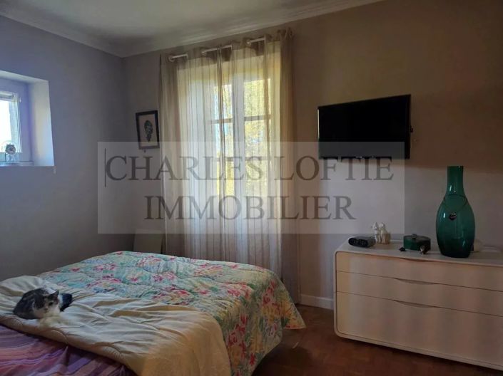 Image No.9-4 Bed House for sale