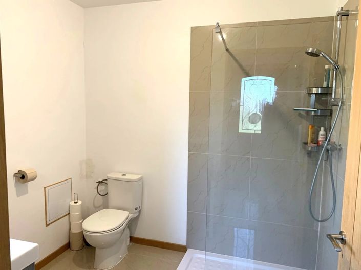 Image No.12-3 Bed House for sale