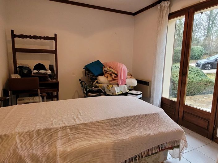 Image No.18-3 Bed House for sale