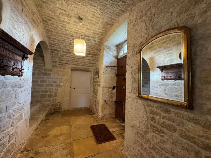 Image No.16-13 Bed House for sale