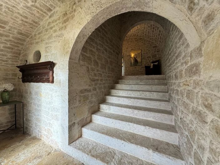 Image No.17-13 Bed House for sale