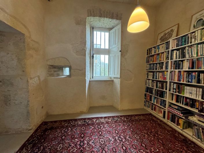 Image No.24-13 Bed House for sale