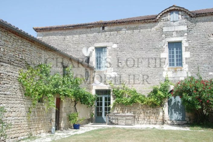 Image No.6-13 Bed House for sale