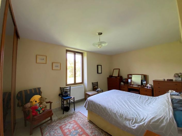 Image No.23-6 Bed House for sale