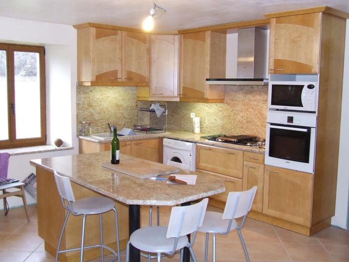 Image No.26-6 Bed House for sale