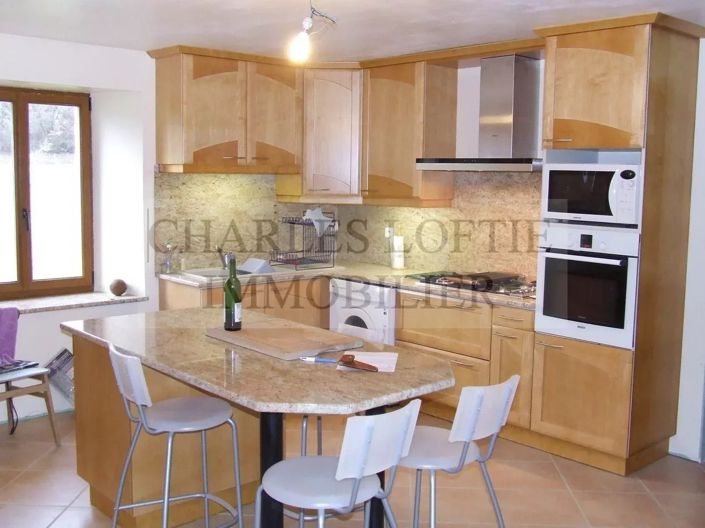 Image No.26-4 Bed House for sale