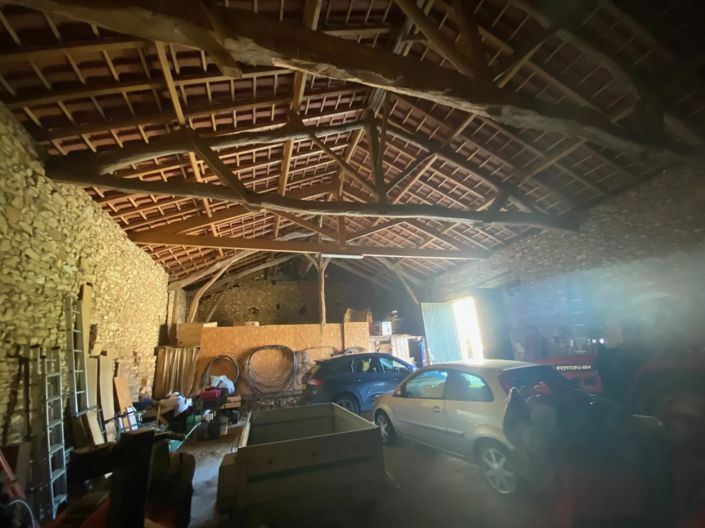 Image No.30-6 Bed House for sale