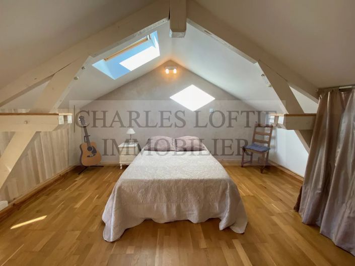 Image No.12-5 Bed House for sale