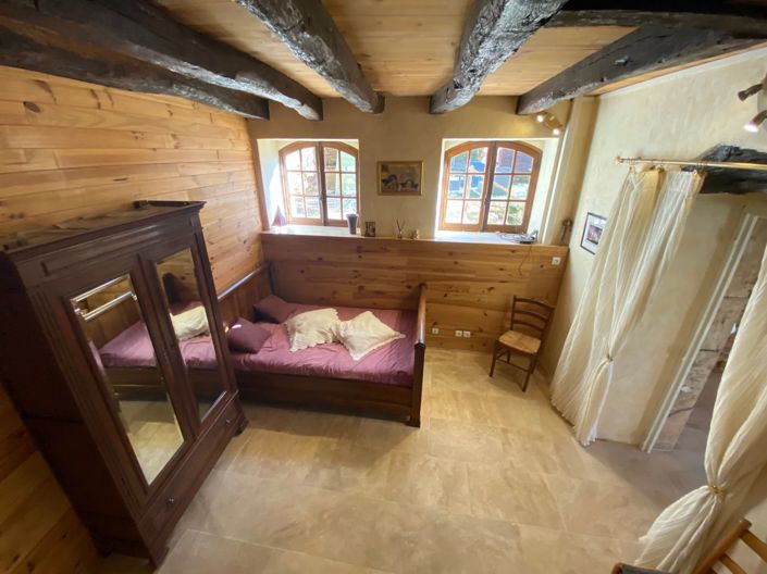 Image No.18-5 Bed House for sale