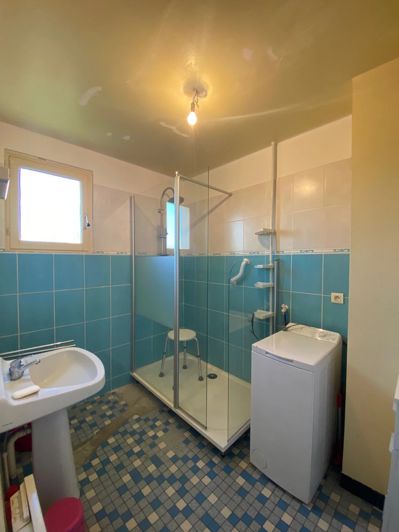 Image No.10-3 Bed House for sale