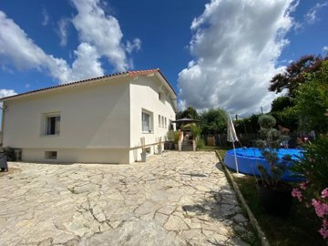 f633f11132fc0473255af304ef09dc4be05d585afd192