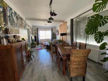 e6cb1dcf64babec70c062693be0fc5f24b90d9092f192