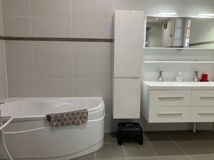 Image No.12-6 Bed House for sale