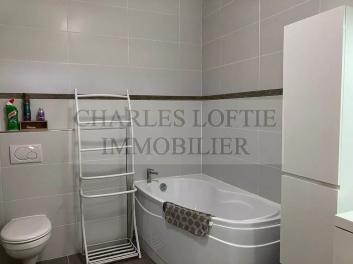 Image No.13-6 Bed House for sale