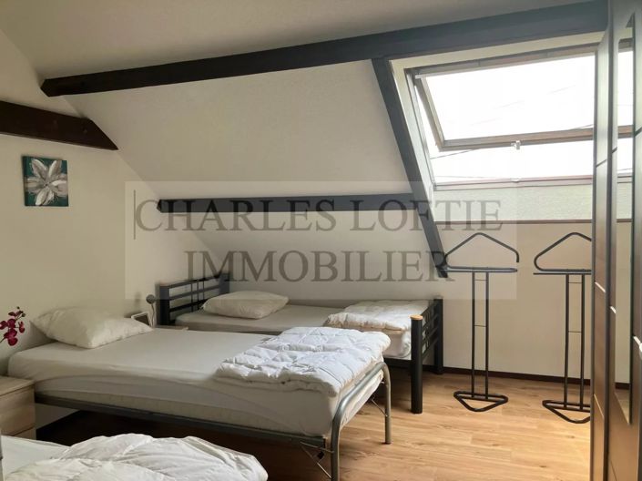 Image No.20-6 Bed House for sale