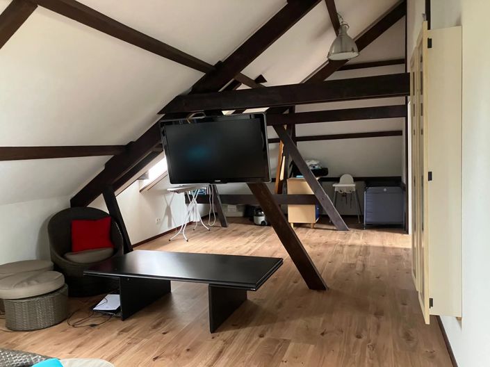 Image No.22-6 Bed House for sale