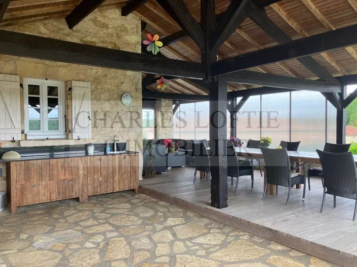 Image No.27-6 Bed House for sale