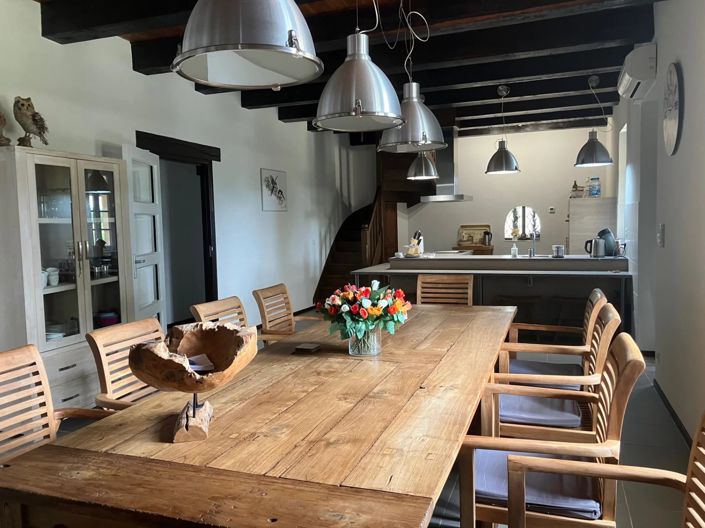 Image No.7-6 Bed House for sale