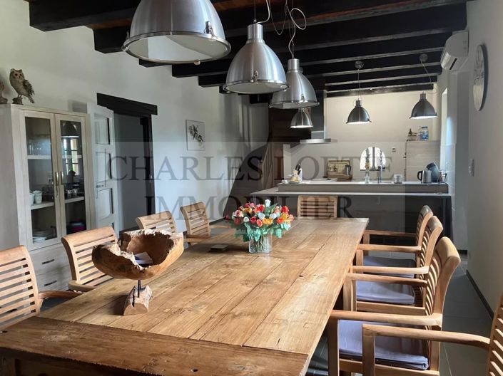 Image No.7-6 Bed House for sale